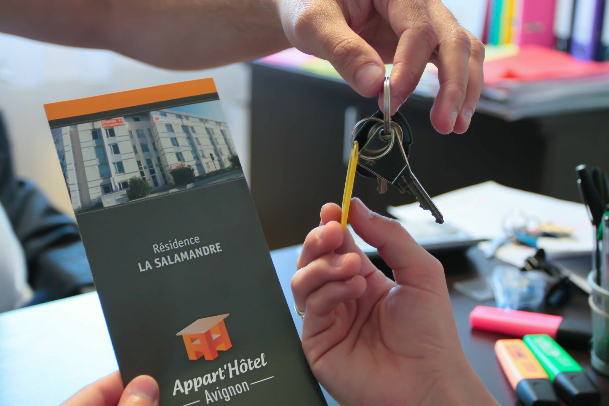 Kosy Appart'Hotels - La Salamandre Avignon Exterior photo